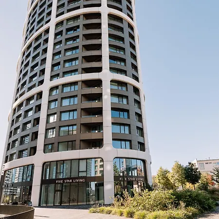 Skau Green Residence In Sky Park 22 Floor 1 Tower Panoramic View Free Parking Bratislava Exterior photo